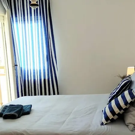 Apartamento En A 100m De La Playa *